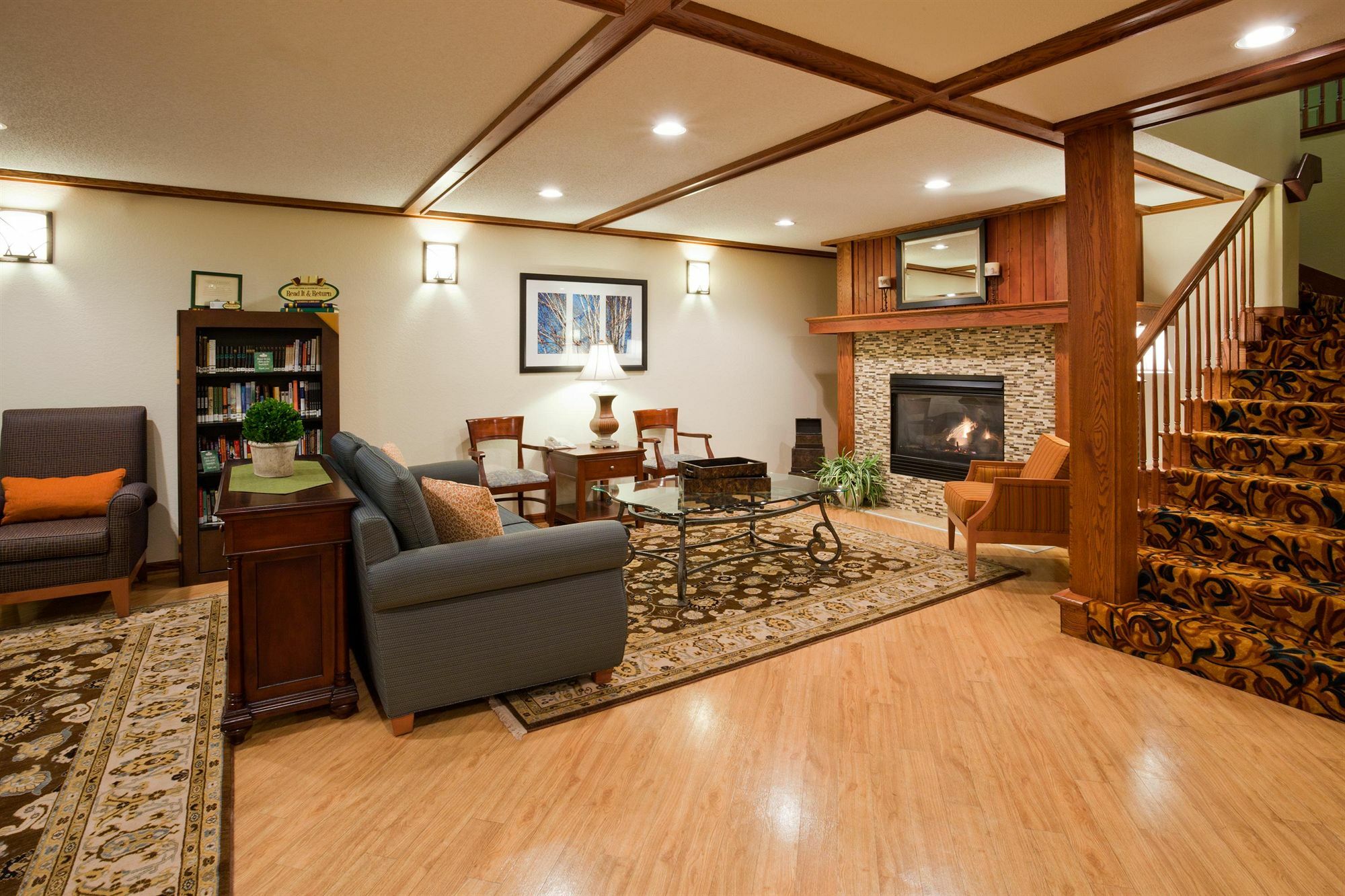 Country Inn & Suites By Radisson, Pella, Ia Buitenkant foto